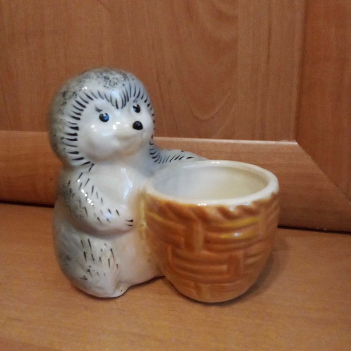 Статуэтка ёжик керамика