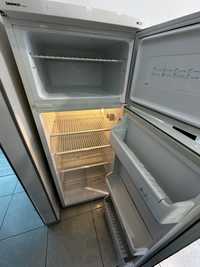 Продам невеликий холодильник
