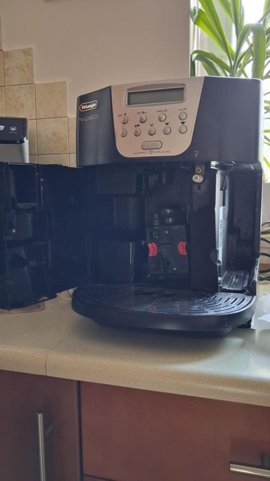 Ekspres De Longhi Magnifica