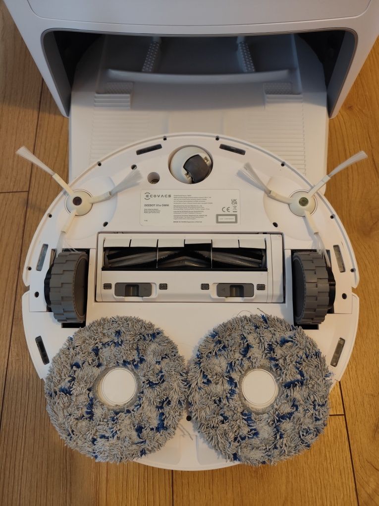 Robot sprzątający myjący ECOVACS DEEBOT X1e OMNI STACJA AIVI