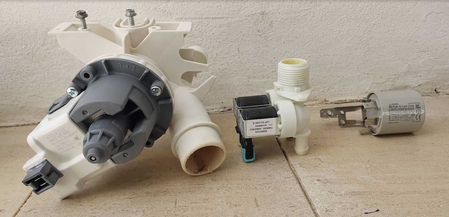 Candy CS1272D3/1-S - Motor e algumas peças  - máquina lavar roupa