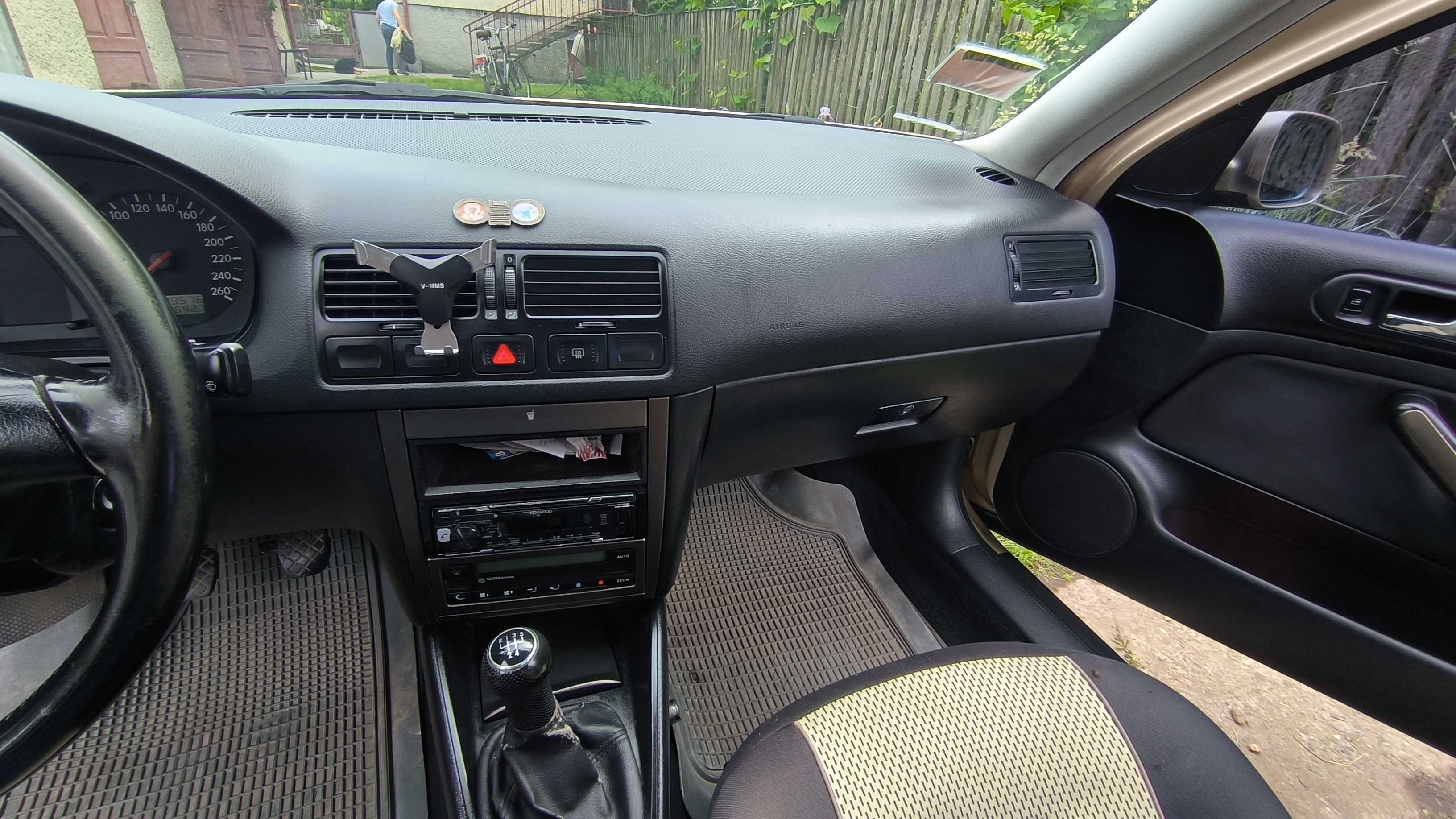 Volkswagen Bora 2001