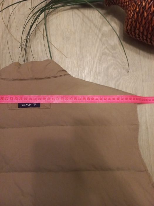 Пуховая жилетка безрукавка  ,, Gant,, р.L-XL