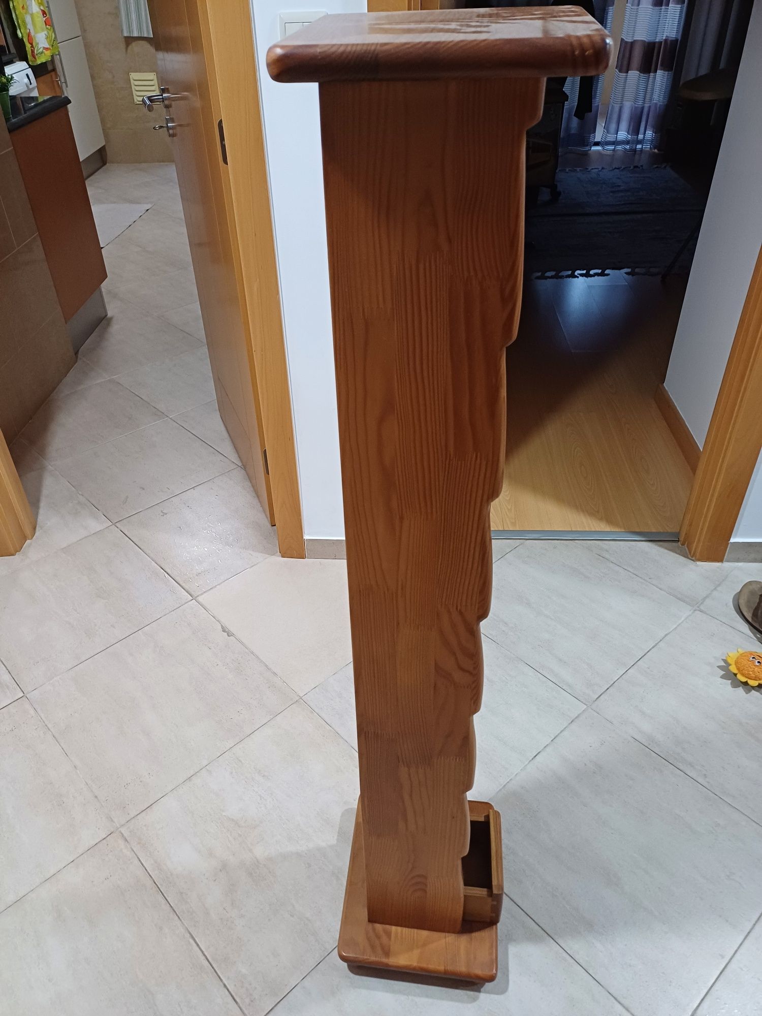 Móvel para CDS com gaveta