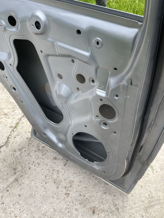 Дверка ліва пасажирська Audi Q5