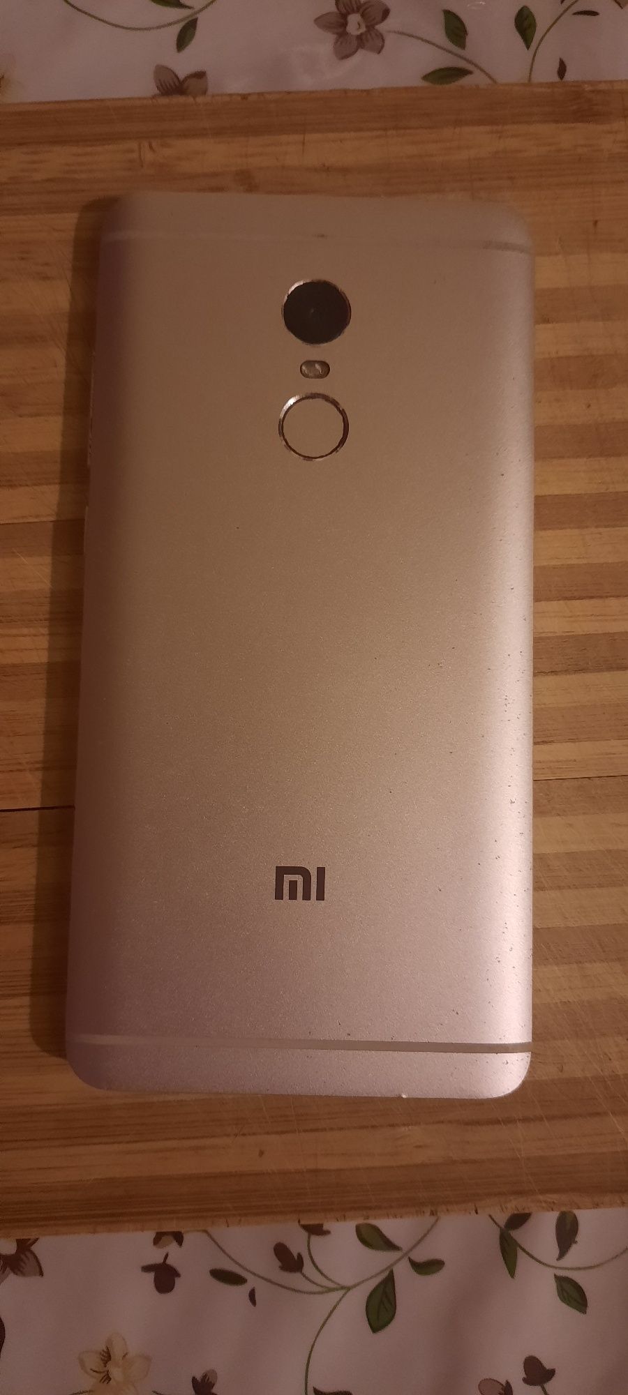 Смартфон Xiaomi Redmi Note 4