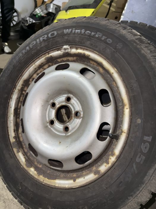 Колеса з дісками 195/65R15