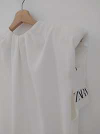 Blusa Zara tamanho M NOVA com etiqueta