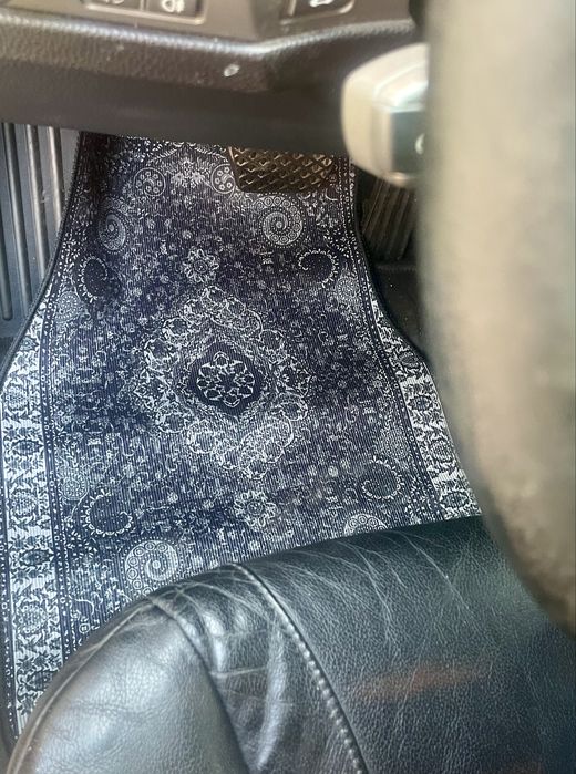 Коврики автомобільні універсальні