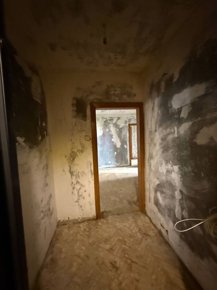 Продам 3к квартиру по вулиці Драгоманова 23