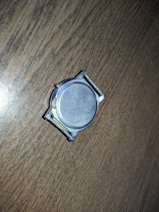 Часи Луч 17 каменів ретро