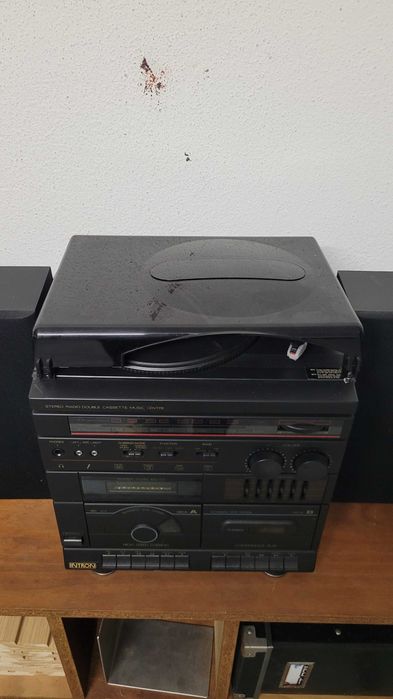 Aparelhagem vintage - vinil cassette e radio