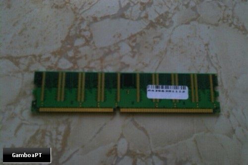 Memória RAM DDR 400 256MB