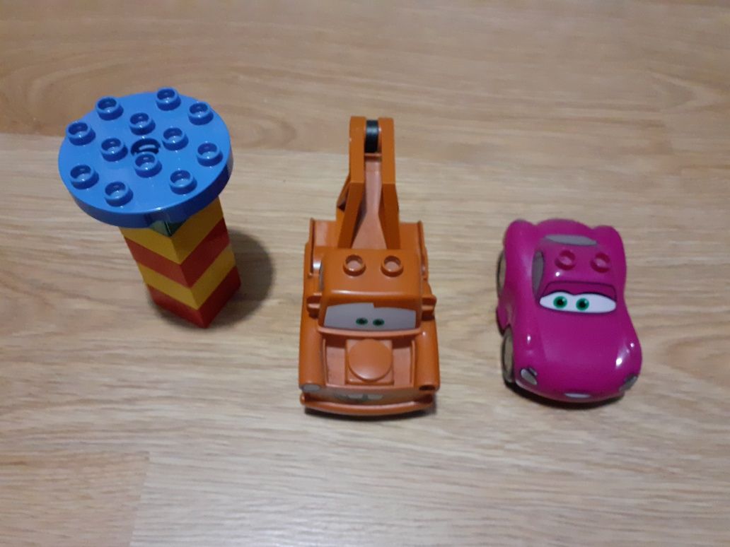 Klocki LEGO Duplo Ścigawa na ratunek Auta / Cars