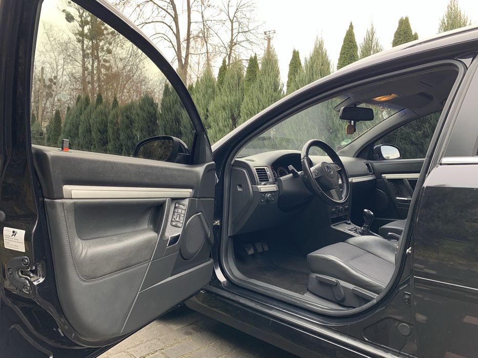 Opel Vectra Caravan OPC line