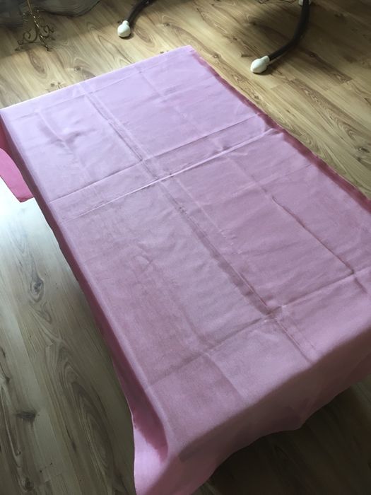 Bieżnik cukierowy róż wesele ślub