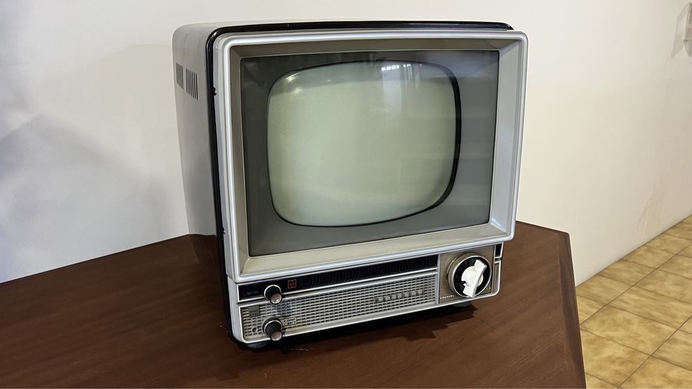 TV Televisor antigo a Válvulas National EZWI EZW1 Vintage 1960