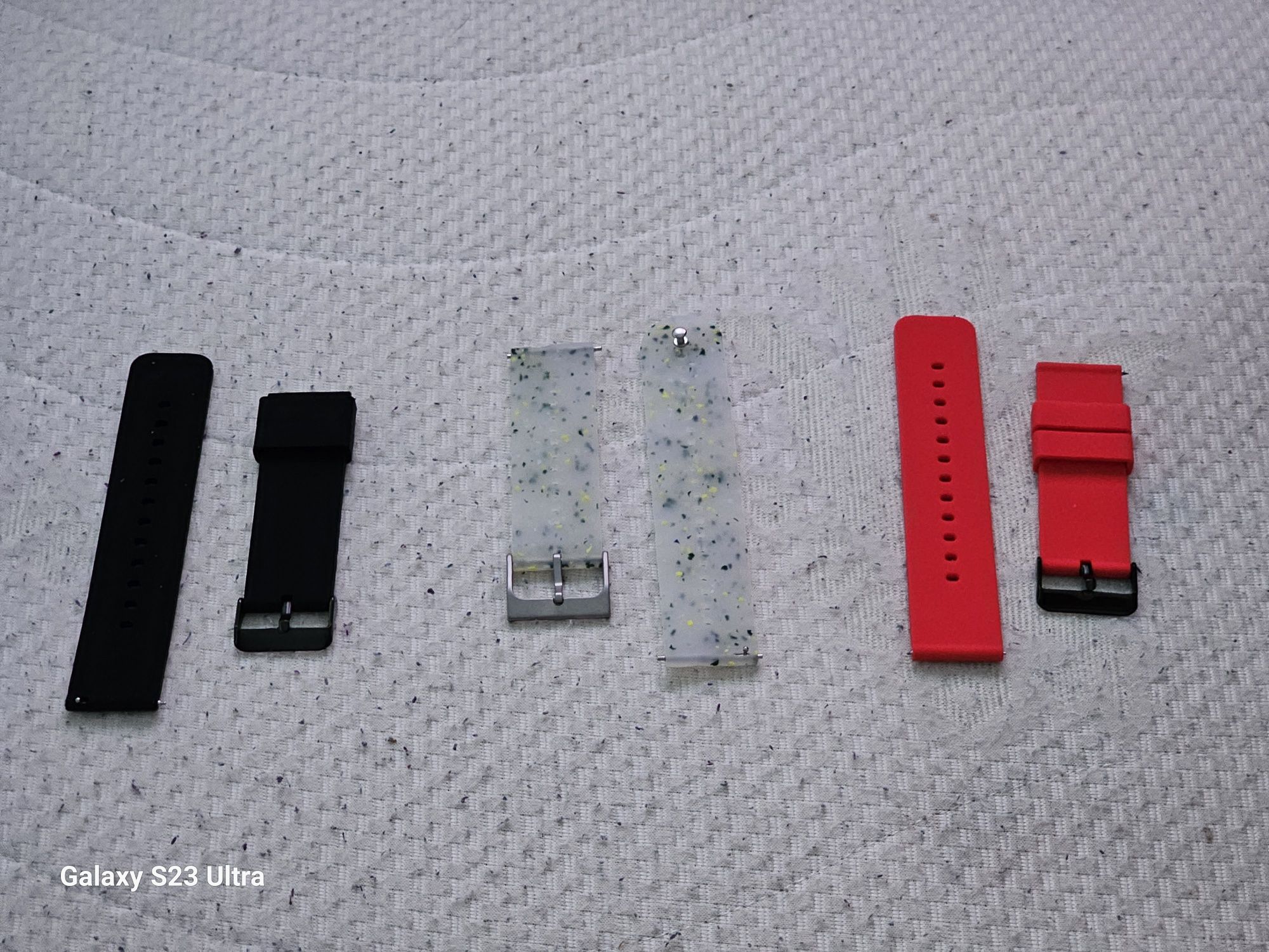 3 paski silikonowe do smartwatchy ,zegarków. Szerokość 24 mm.