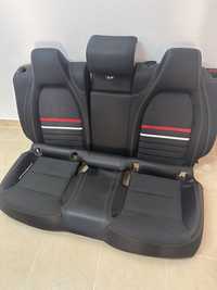 Conjunto de bancos Mercedes Benz A180 (W176)