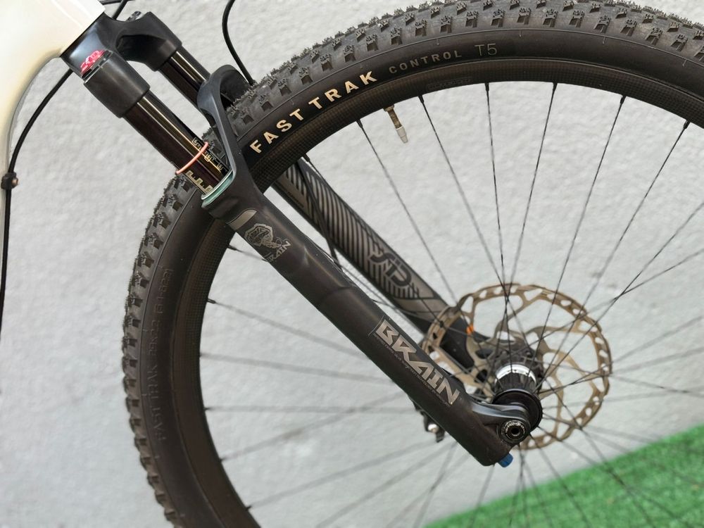 Raty!KarbonowyMTB Specialized S-Works RockShox Brain Sram GX AXS roz.M