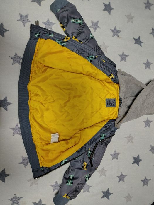 Осіння куртка на хлопчика 110 розмір