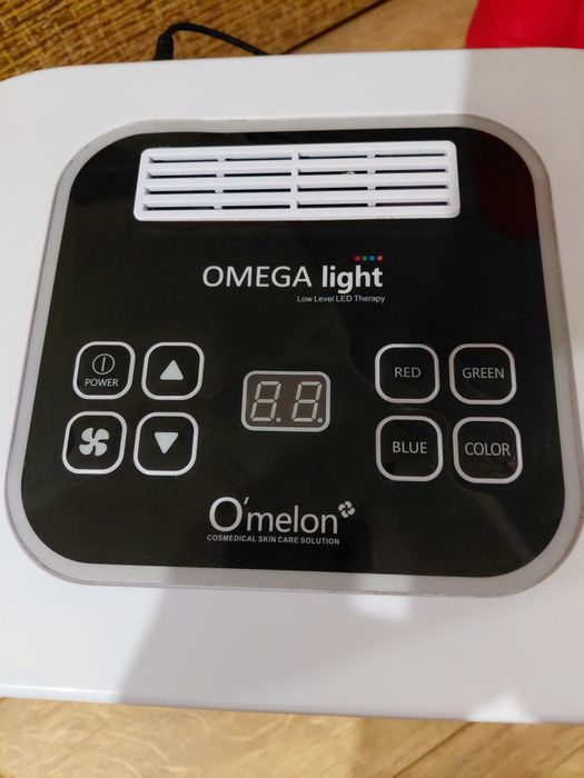 Лампа для фотодинамічної терапії 7 кольорів Omega Light Led Біла