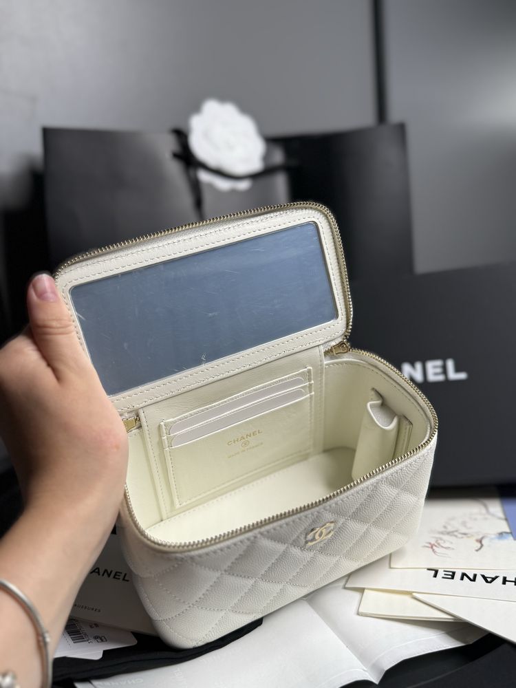 Сумка бочонок CHANEL Vanity Case White Caviar Leather (New/Full Set)