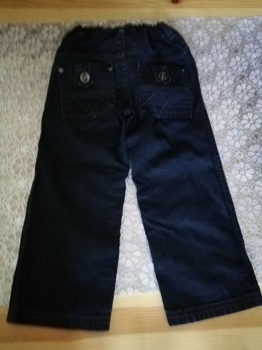 Spodnie jeansy chłopięce rozmiar 110