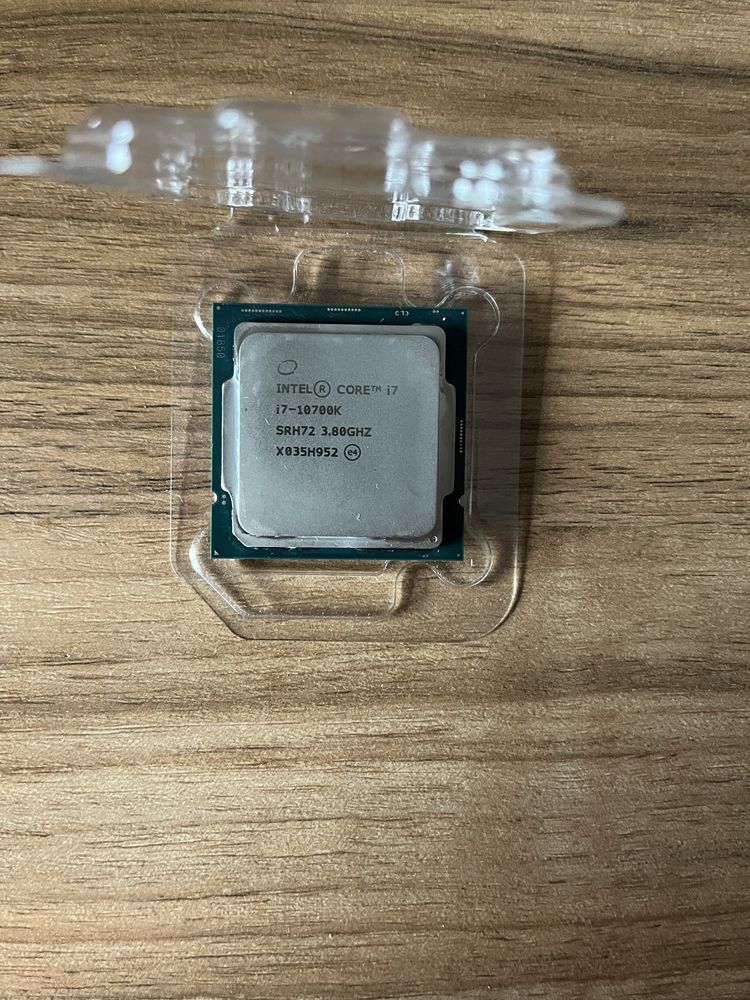 Процесор Intel Core i7-10700k 3.8 GHz LGA1200 BOX