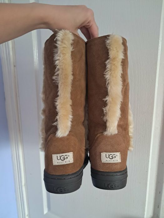 Уггі угги жіночі зимові шкіряні черевики чоботи UGG W8 39