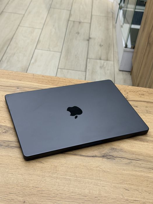 Apple macbook pro 14’ m4/24/1tb , макбук про м4