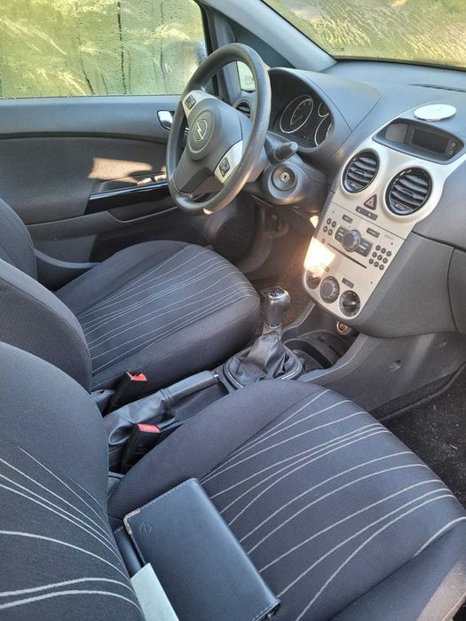 Opel Corsa 1.2 2008r
