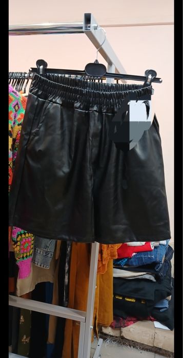 Кожаные чёрные шорты. Еко кожа