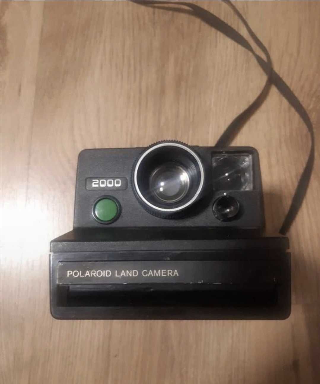 Polaroid Land Camera 2000