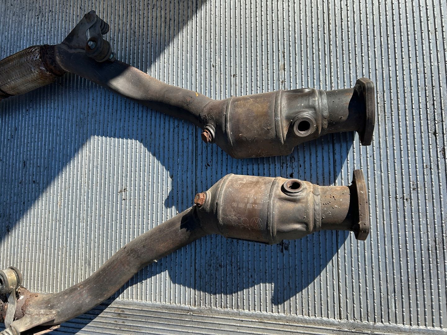 Rura Kolektora Wydechowego Katalizator Audi A6 C5 3.0 Asn Komplet