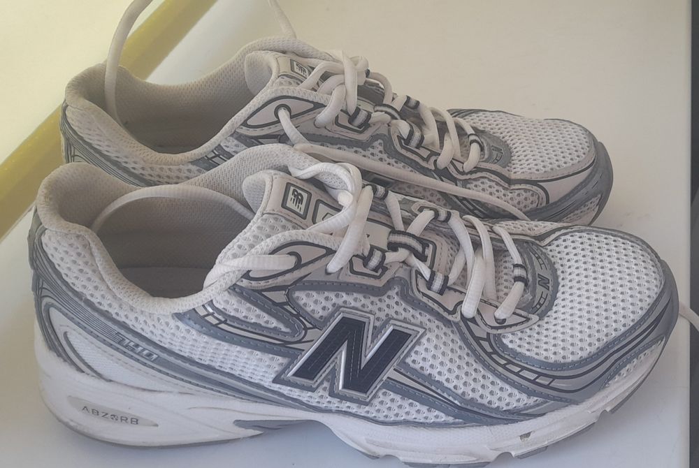 Продам кросівки New Balance