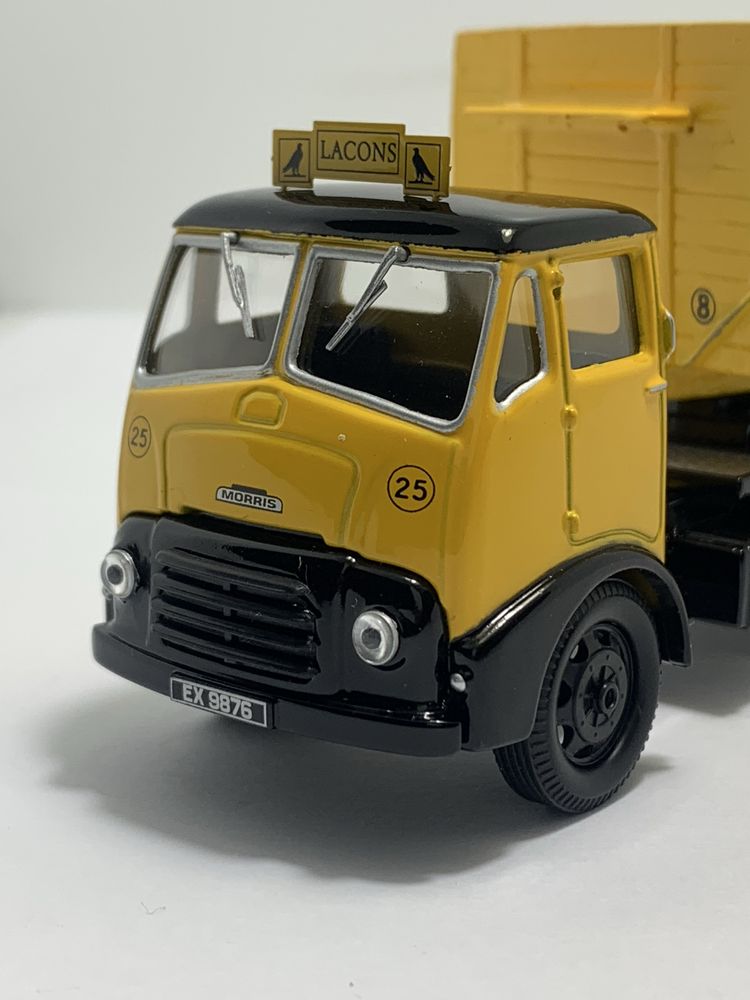Morris Corgi 1:50