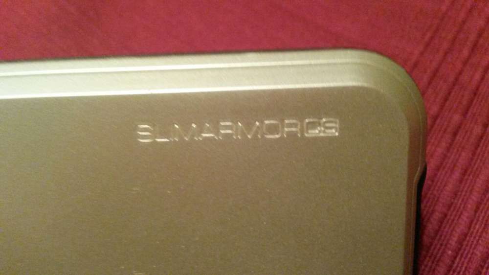 Vendo capa slim armor dourada para Samsung galaxy s4