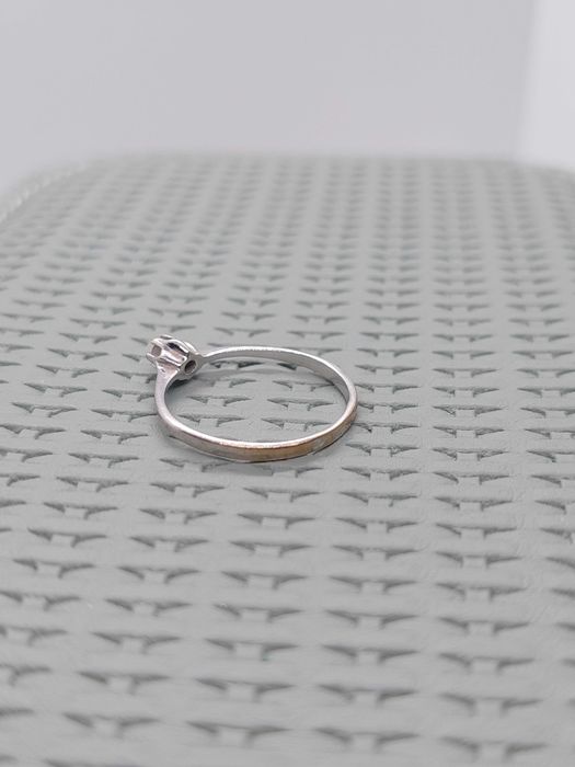 Pierścionek złoty z brylantem Jubitom 585 NA ZARĘCZYNY / Cz-wa