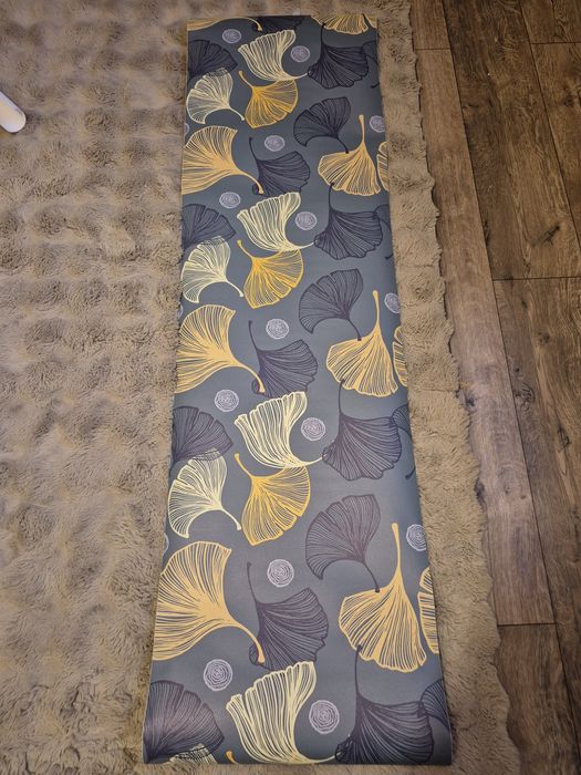 Tapeta samoprzylepna z motywem kwiatowym 10 m x 44 cm