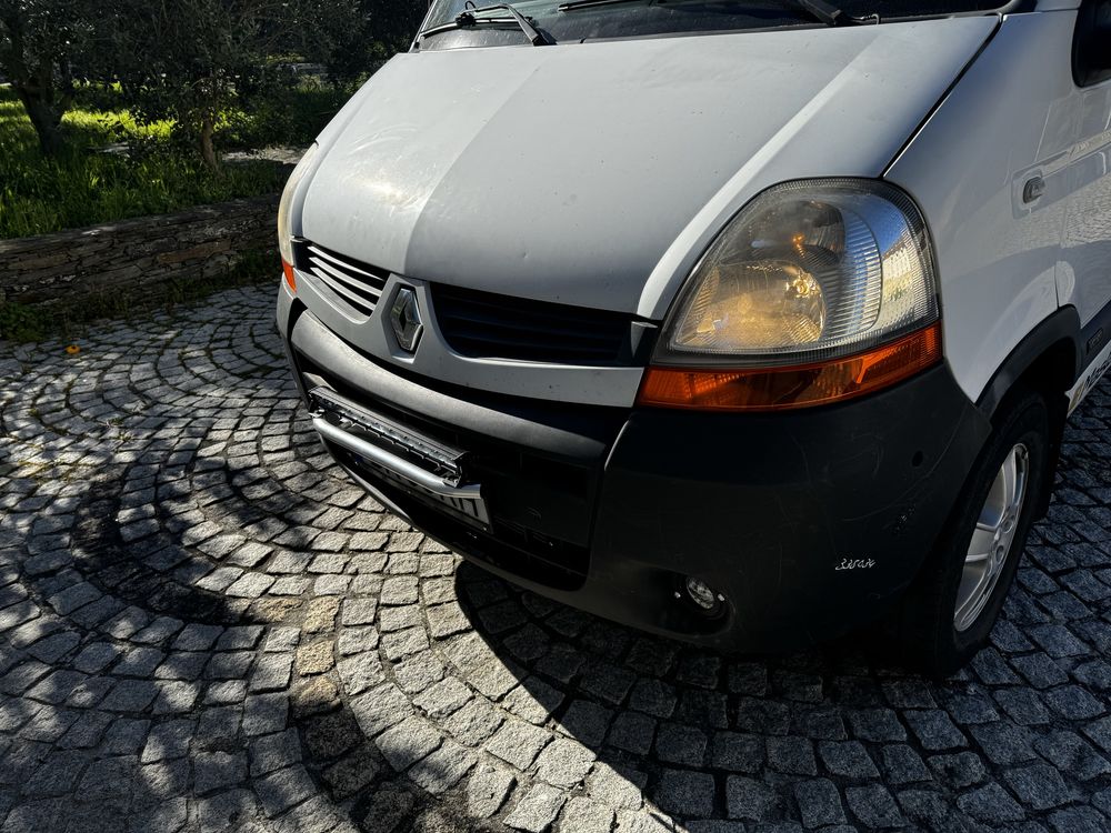 Carrinha comercial Renault