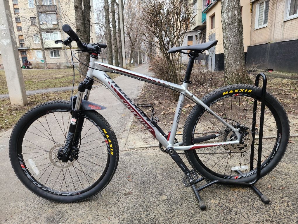 cannondale trail 5 (M) 26