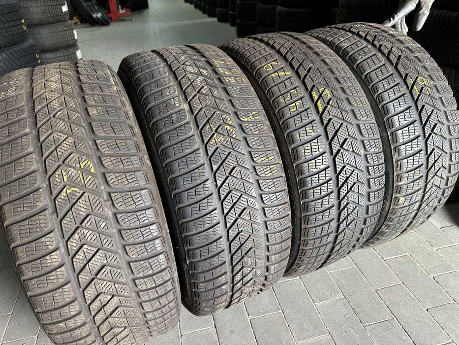 Шини зима 255/45R19 104V PIRELLI Sottozero 3 (2/4шт)