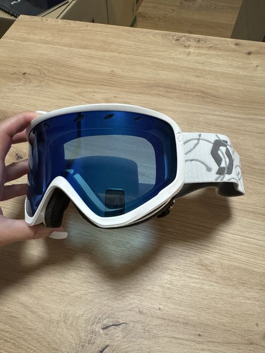 Гірськолижна маска