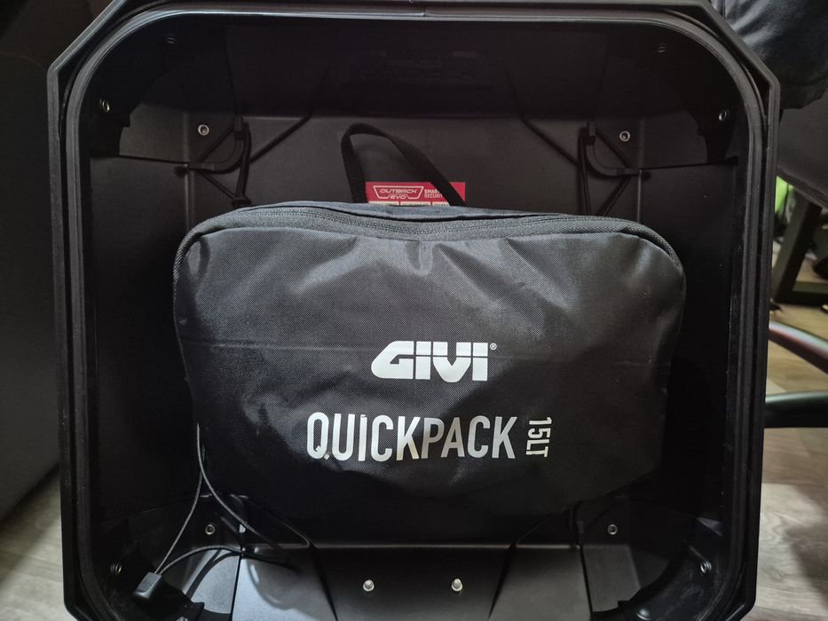 Top case givi outback evo 42l