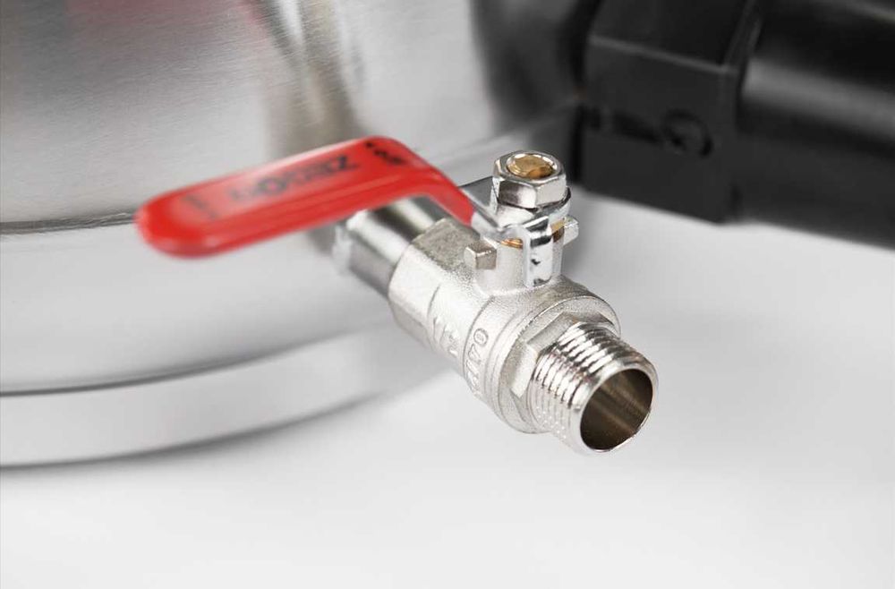 Посуд / кухонне приладдя Автоклав електричний / автоклав электрический