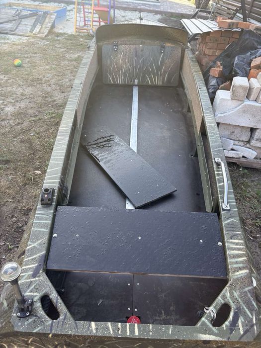 Продається Човен