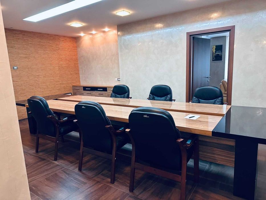 Офис в аренду от Хозяина в ЖК "Белый Парус" 215 м2, 1-й этаж