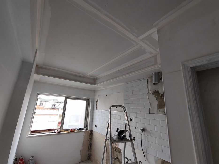 CANALIZADOR  Reparação de fugas de água e desentupimentos