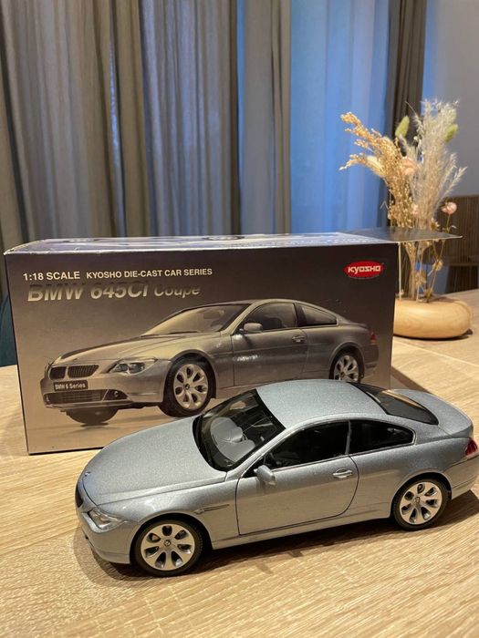 Масштабна модель 1:18 Bmw 6 series Kyosho